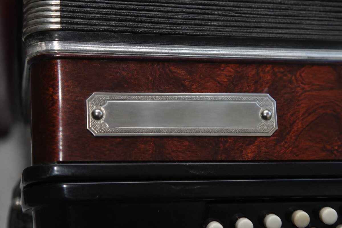 Bellows and leather care at home: original editorial photograph